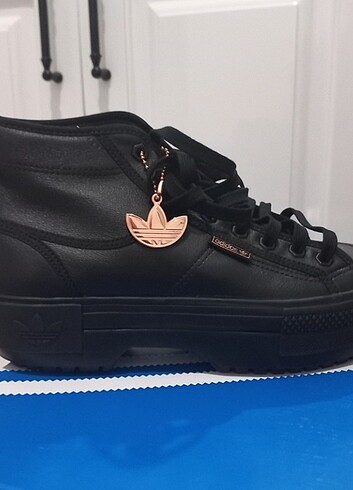 37,5 no...41,5no...43,5 no adidas bot deri - Görsel 2