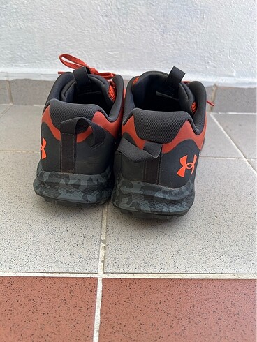 44 Beden Under armour charged bandit 2