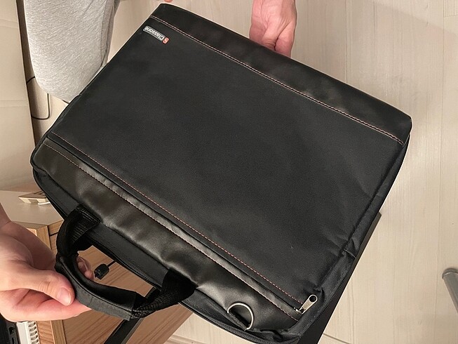 LAPTOP ÇANTA