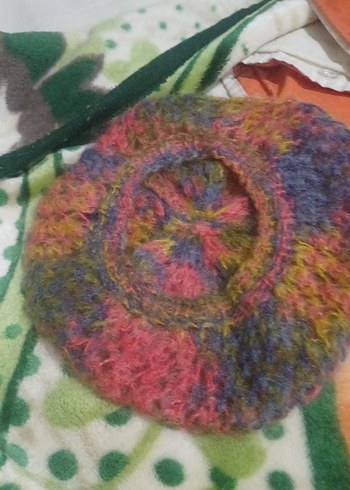 Renkli Örgü Kadın Bere - Görsel 3