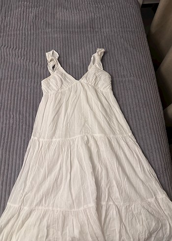 38 Beden Pull&Bear Beyaz Keten Uzun Fırfırlı Elbise
