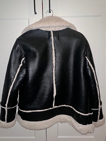 l Beden siyah Renk Stradivarius Mont