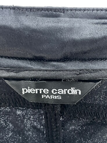 m Beden siyah Renk Pierre Cardin Düz Kesim %70 İndirimli.