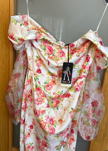 Uzun, Çiçek Desenli, Kayık Yaka Bohem Gelinlik - Görsel 2