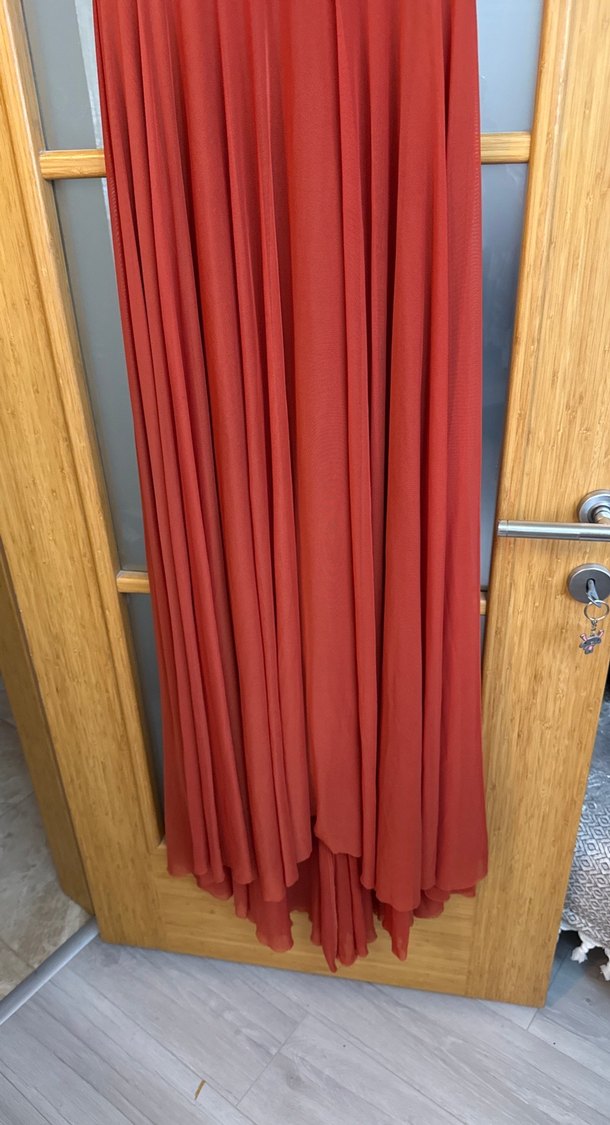 Kırmızı Uzun Drapeli Straplez Abiye Elbise - Görsel 3