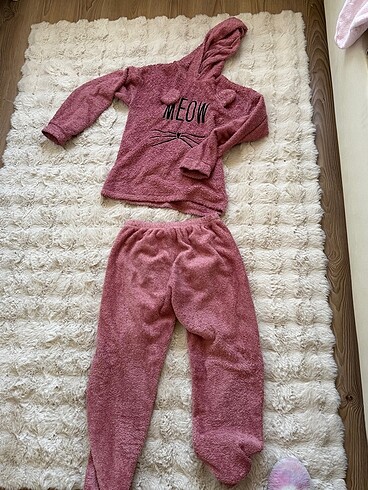 Peluş takım pijama