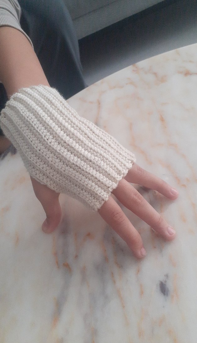 Bohem Tarzı Beyaz Örgü Kadın Eldiveni  sipariş üzerine yapıyorum - Görsel 3