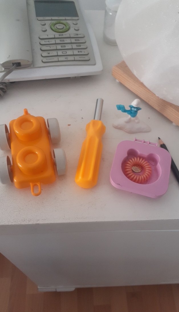 Renkli Oyuncak Seti: Tornavida, Araba ve Figür - Görsel 2