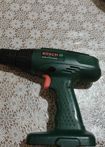 Yeşil Bosch Kablosuz Matkap bataryla degisecek - Görsel 5