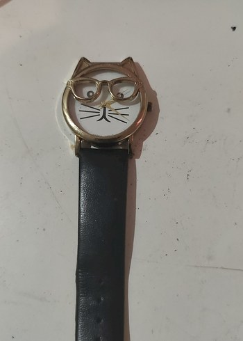 Altın Renkli Kedi Figürlü Kadın Kol Saati parca - Görsel 2