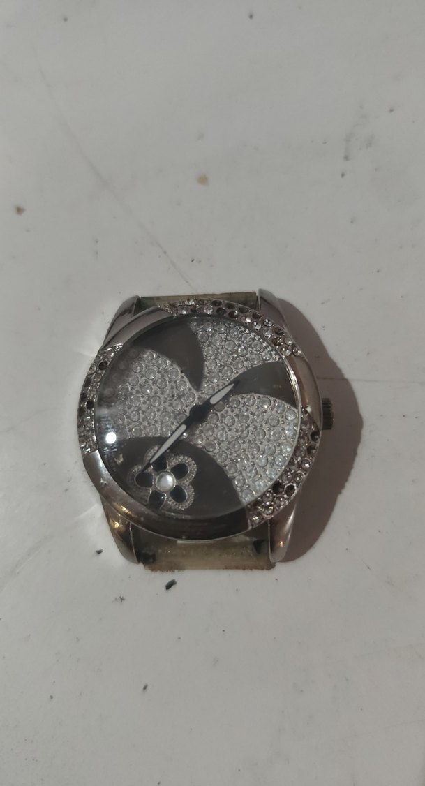 Pul İşlemeli Gri Kadın Saati parca - Görsel 5