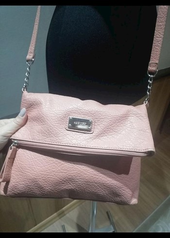 Pembe Deri Tokalı Kadın Çanta