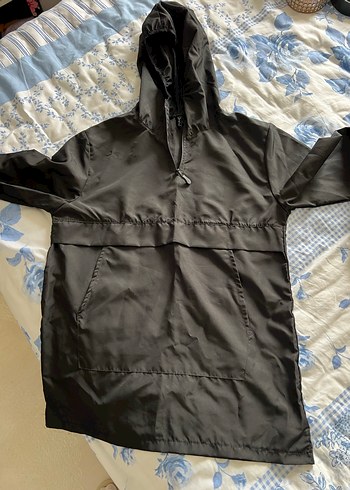 Kapüşonlu yağmurluk - Görsel 2