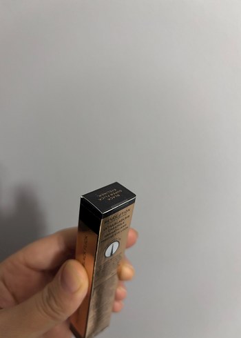 Revolution Siyah Sıvı Eyeliner - Görsel 3