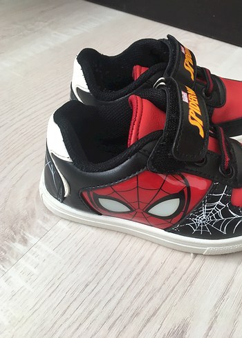 Erkek Çocuk Renkli Spiderman Desenli Spor Ayakkabı - Görsel 3