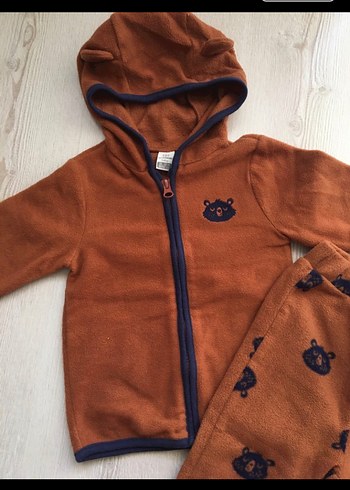 Kapüşonlu Kahverengi Bebek Takımı - Görsel 3