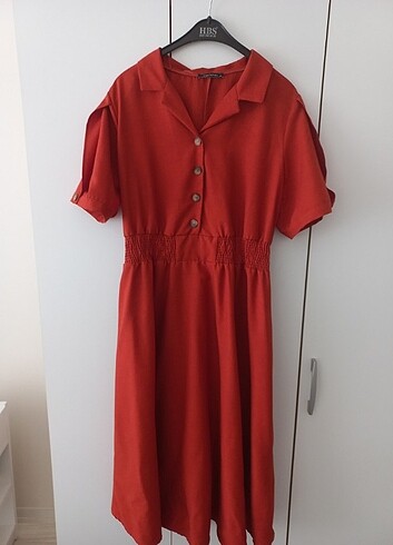 44 Beden kırmızı Renk Midi boy elbise