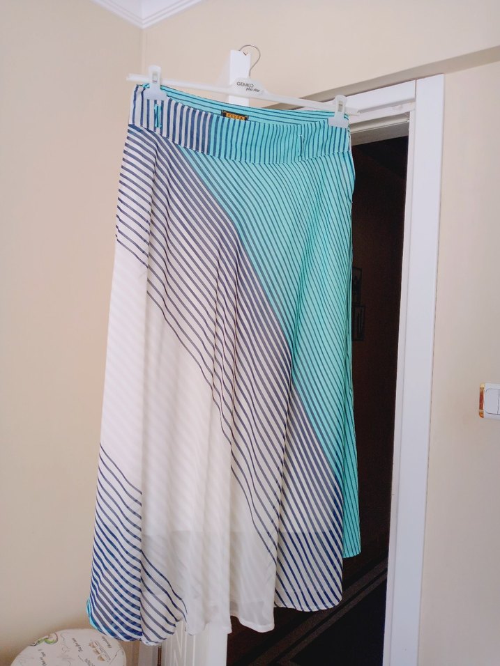 Mavi Çizgili Piliseli Uzun Etek - Görsel 4