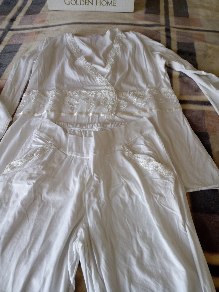 İşlemeli Beyaz Uzun Kollu Emzirme Sabahlığı - Görsel 3