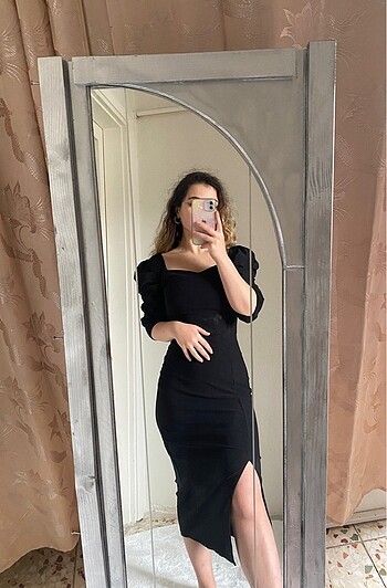 Trendyol & Milla Yırtmaçlı elbise