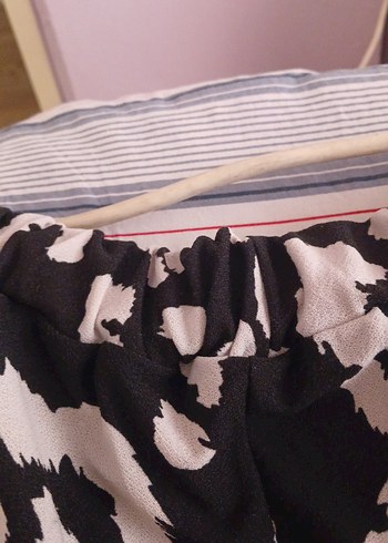 Siyah Beyaz Zebra Desenli Salaş Mini Şort - Görsel 7