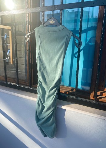 Kolsuz Drapeli Mini Elbise - Görsel 5