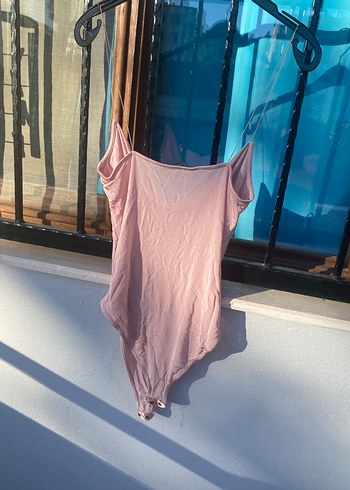 Pembe Askılı degaje yaka body - Görsel 3