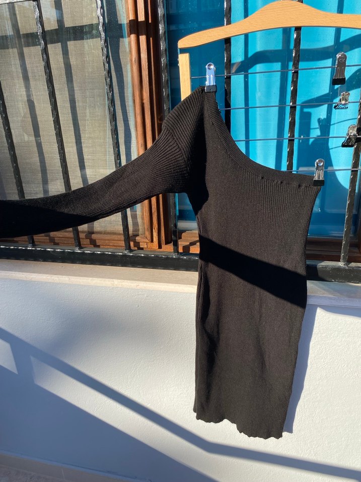 Siyah, tek omuz, mini elbise - Görsel 3