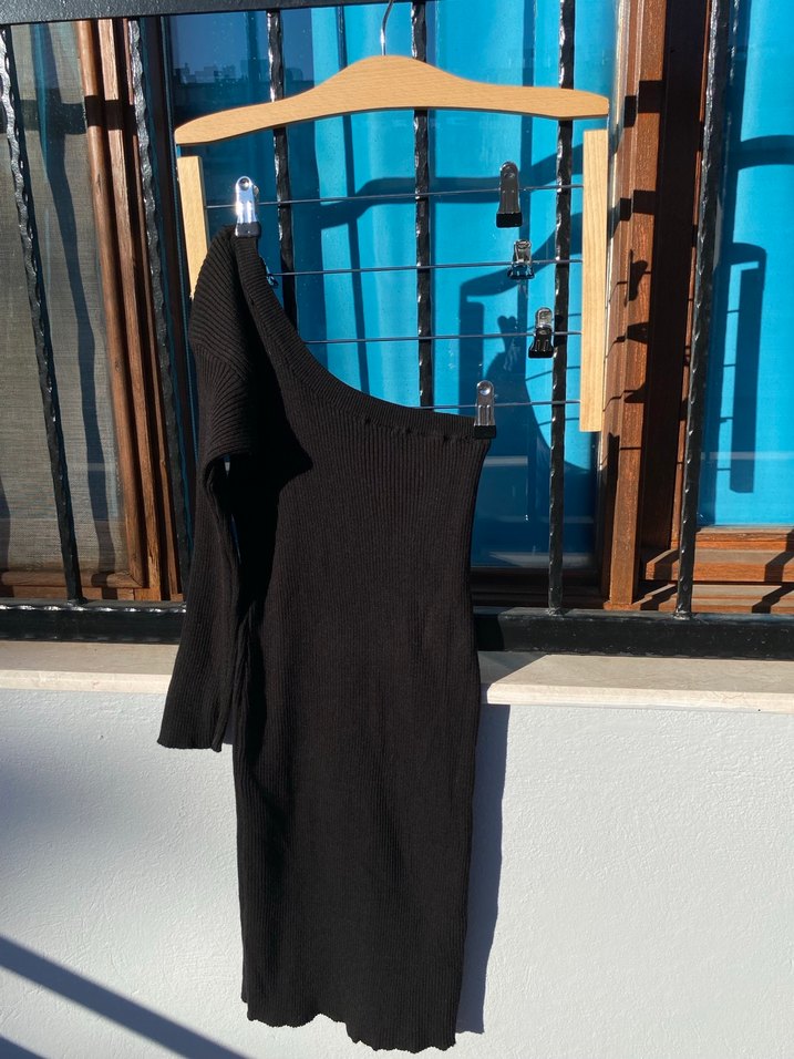 Siyah, tek omuz, mini elbise - Görsel 2