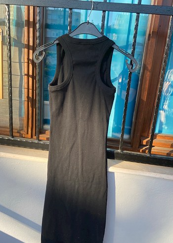 Siyah Uzun Kolsuz Elbise - Görsel 4