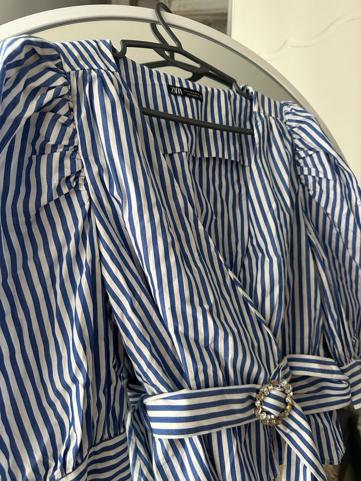 Parizyen Çizgili V Yakalı Kadın Gömlek - Görsel 4