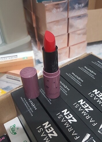 Oriflame ruj 