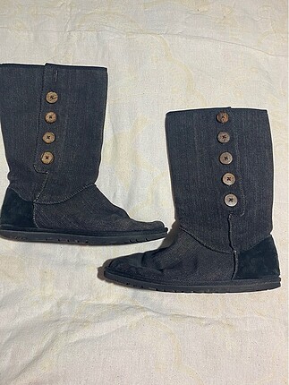 Ugg bot