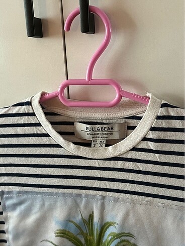 Pull and Bear Pull and Bear Tshirt
