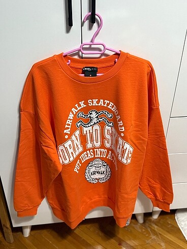 DeFacto Sweatshirt