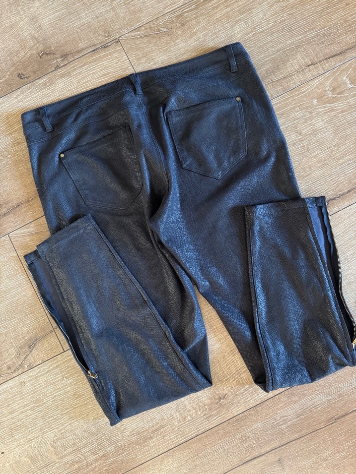 ZARA siyah süet görünümlü yılan pantolon - Görsel 2