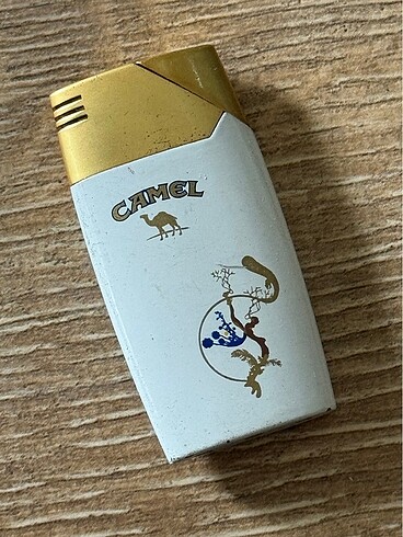 universal Beden Orijinal Vintage 80'ler CAMEL çakmak