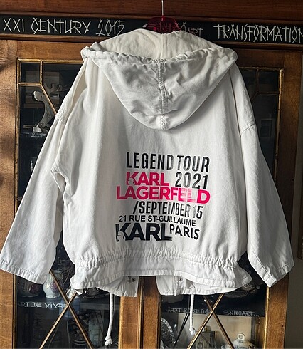 Karl Lagerfeld Legend Tour 2021 Paris limited edition