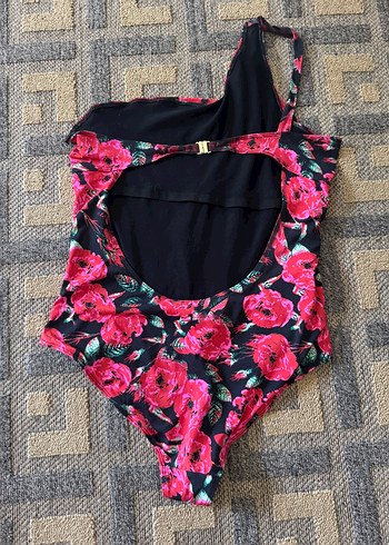 42 Beden H&M Pembe Çiçek Desenli Drapeli Kadın Mayo