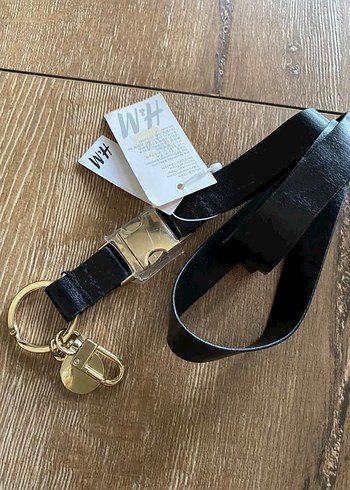 H&M Siyah Minimalist unisex Anahtarlık - Görsel 2