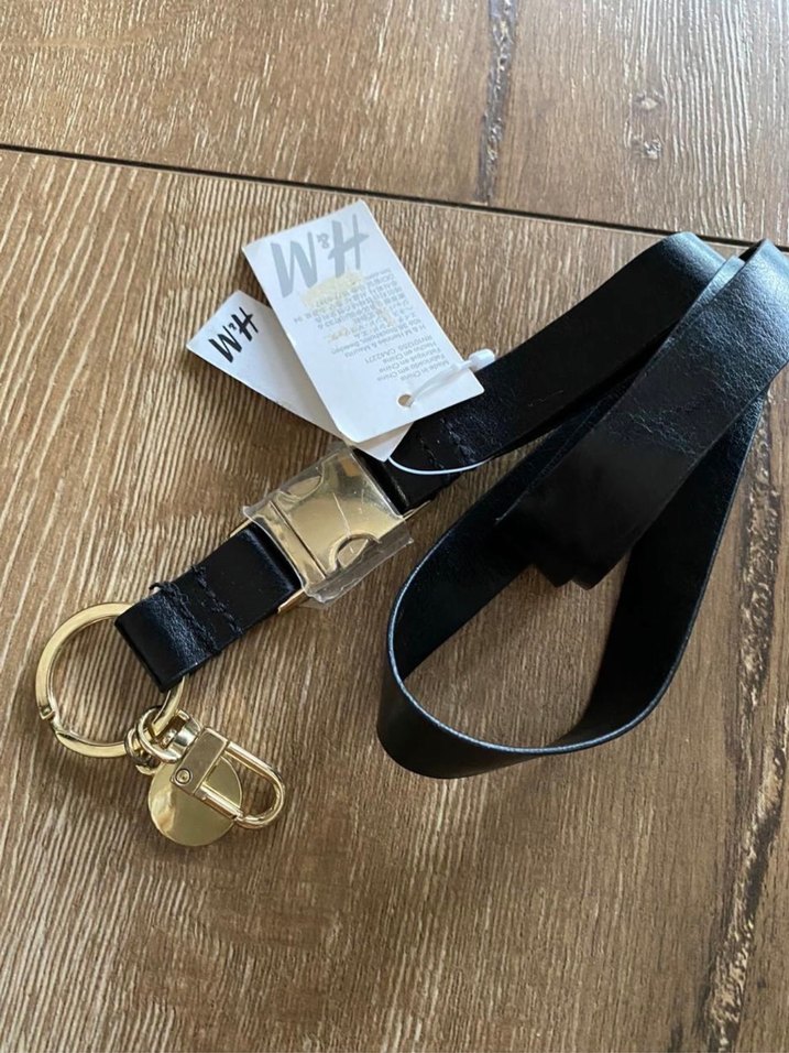 H&M Siyah Minimalist unisex Anahtarlık - Görsel 2