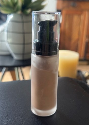 Ombia Cosmetics Mat Fondöten - Bej - Görsel 2