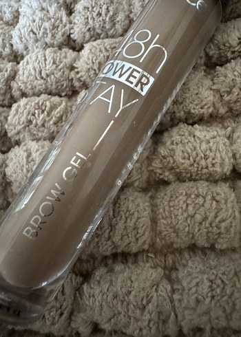 Catrice 48H Power Stay Koyu Bej Kaş Jeli renk - Görsel 6