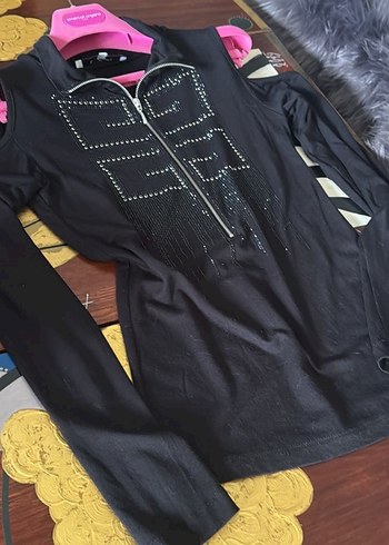 Givenchy Paris siyah bluz taşlarla viskoz