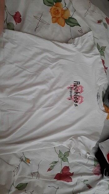 bershka beyaz tahirt