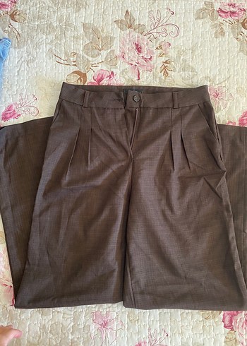 Kahverengi Pilili Kadın Kumaş Pantolon