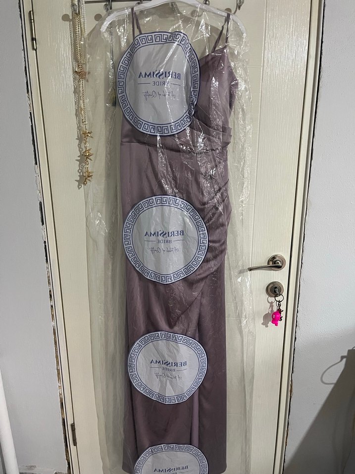 Uzun, Dökümlü, Askılı Mor Abiye Elbise - Görsel 5