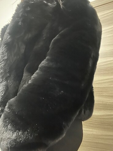 Siyah kürk - Görsel 9