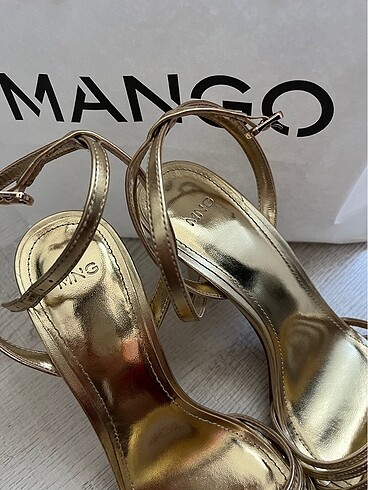 38 Beden Mango topuklu ayakkabı