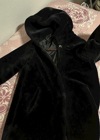 Siyah Kapüşonlu Peluş Kaban - Görsel 2